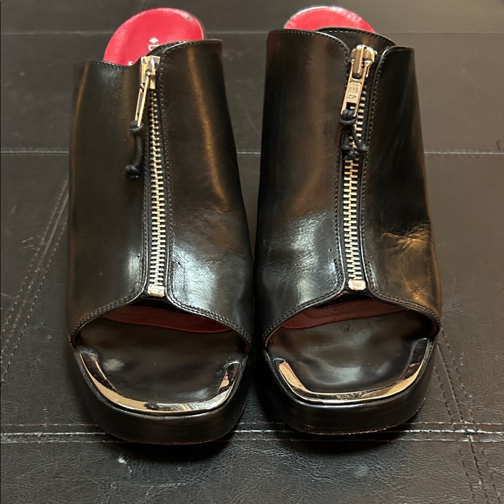Donald J. Pliner Black Leather Open-Toe Mules with Silver Zipper. One of a kind!